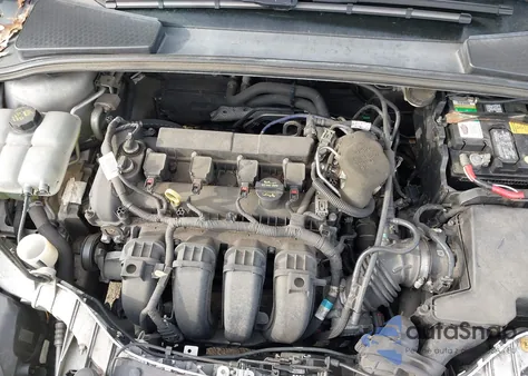 2014 Ford Focus Se z USA, uszkodzony, nr VIN 1FADP3K28EL188811